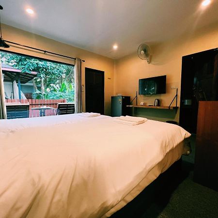 Vivi Hotel Resort Phuket Extérieur photo